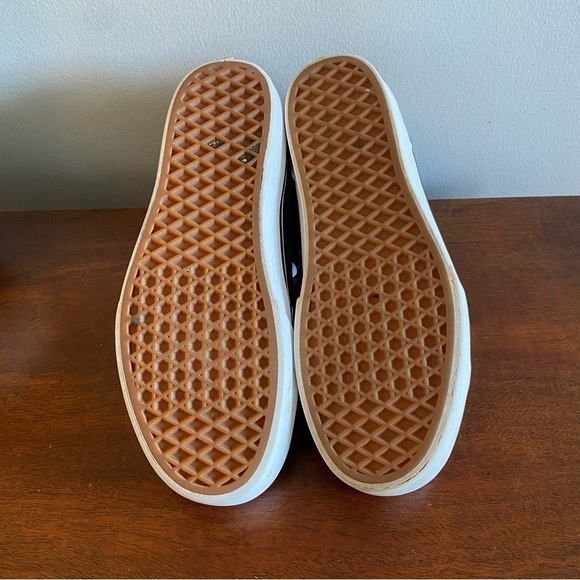 Vans Sk8-Hi High-Top Sneakers with Signature Stripe - All Canvas - Picture 8 of 8